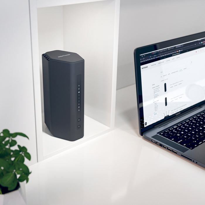 RS200 Nighthawk WiFi 7 Router 6.5Gbps - Garansi 2 Tahun