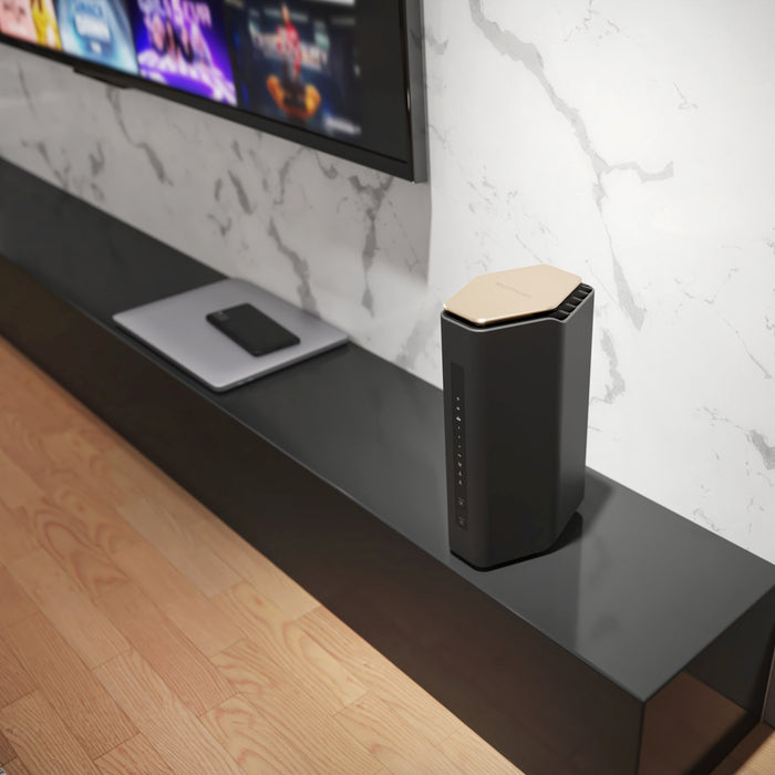 Nighthawk WiFi 7 Router RS600, 18Gbps - Garansi 2 Tahun