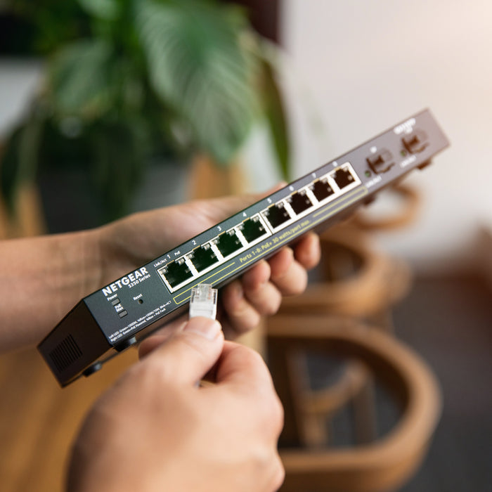 GS310TP 10-PORT GIGABIT ETHERNET POE+ SMART MANAGED PRO SWITCH - Garansi 2 Tahun
